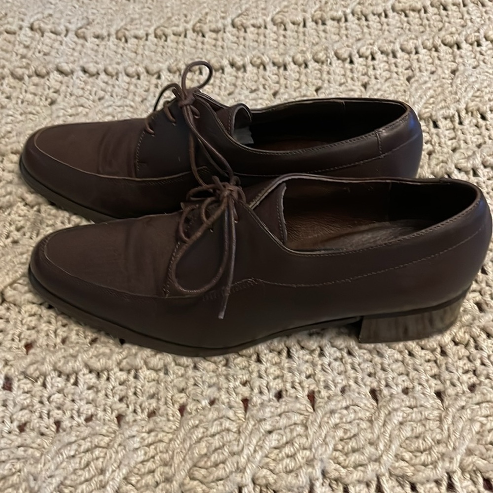 Amalfi Shoes Lace Up Brown Suede & Leather Loafers women’s size 7 point toe